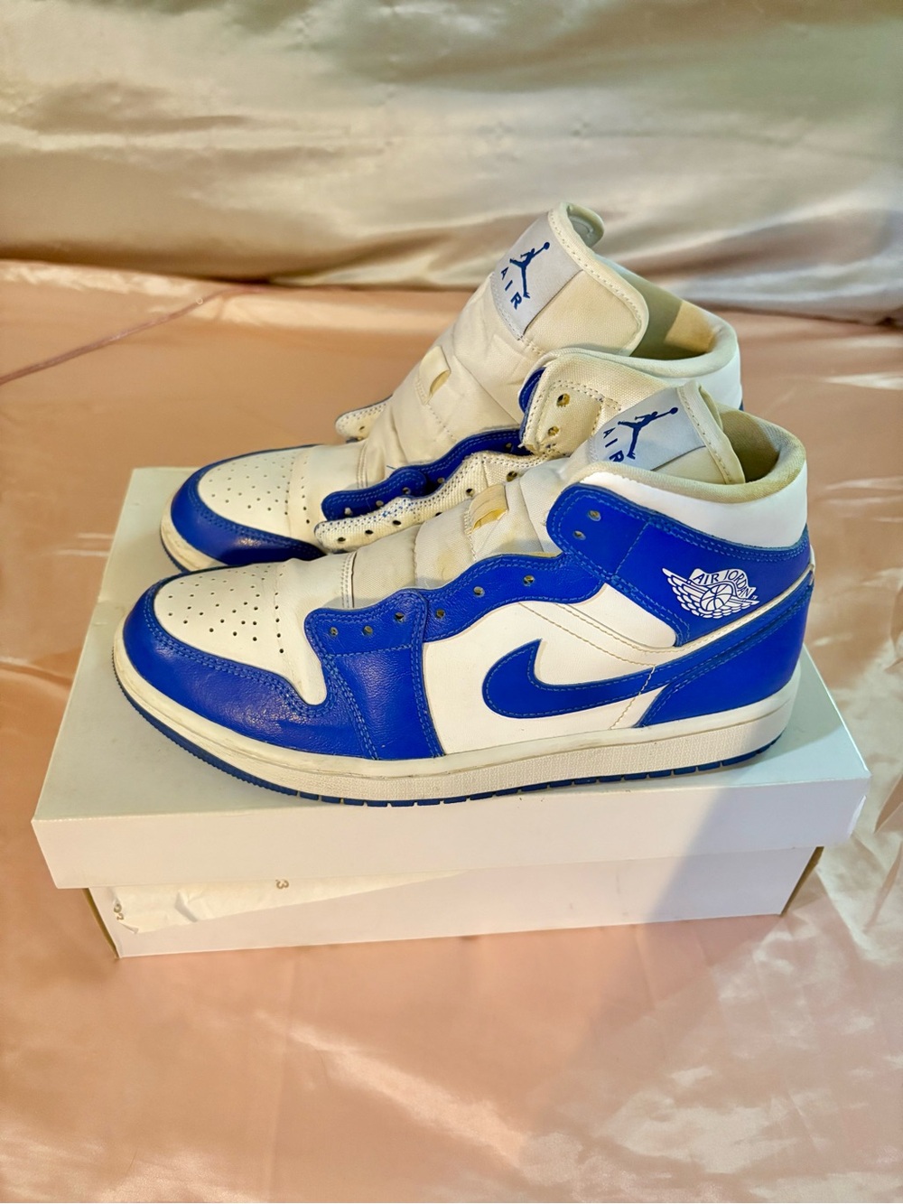 Air Jordan 1 Mid Kentucky blue White & Royal Blue Sneakers